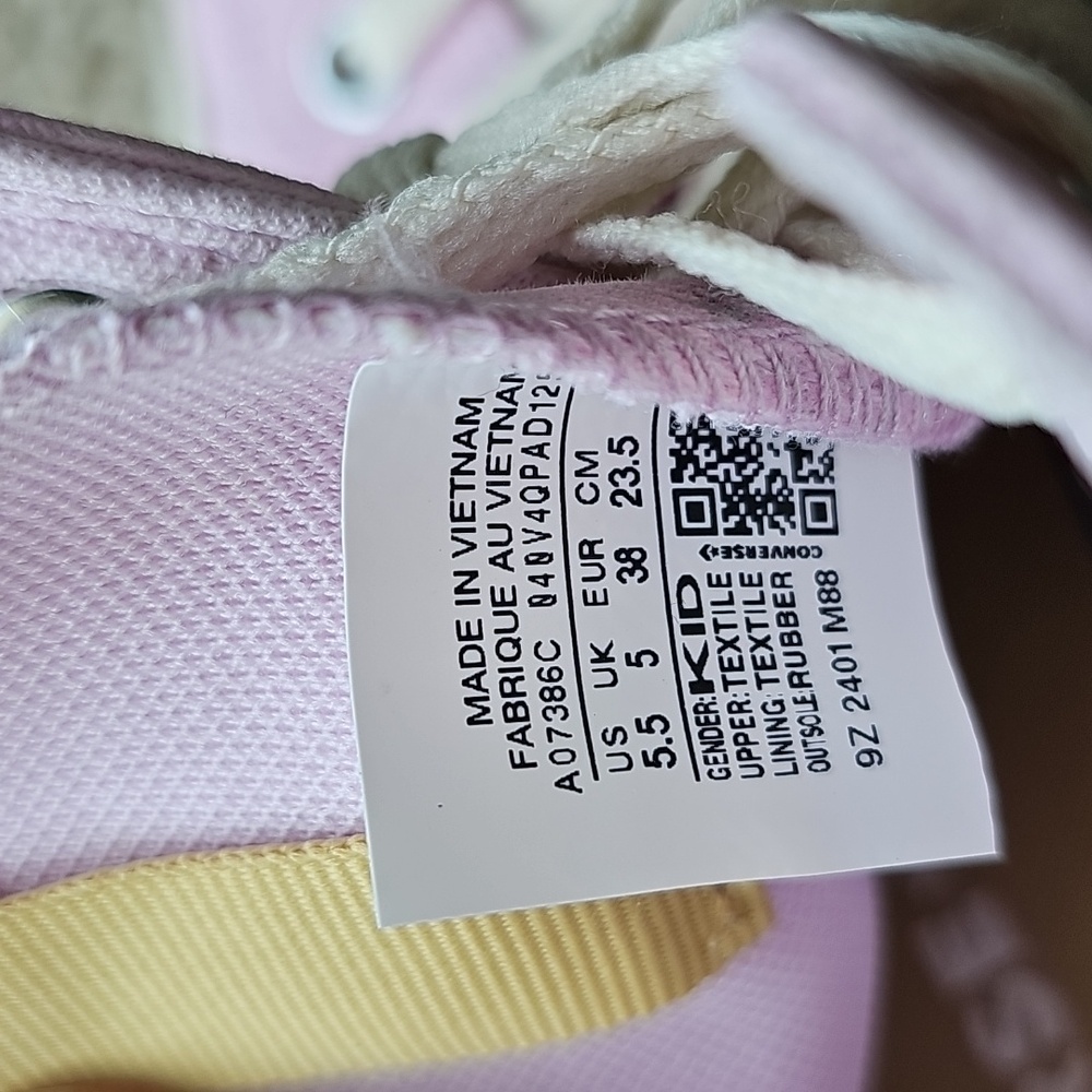 CONVERSE Shoes - Picture 13 of 14